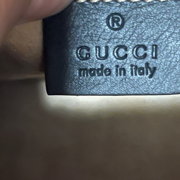 Authentic Gucci Mini salvi - Picture 7 of 14